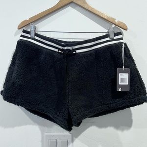 PJ Salvage Sherpa Shorts Ladies size Large NWT